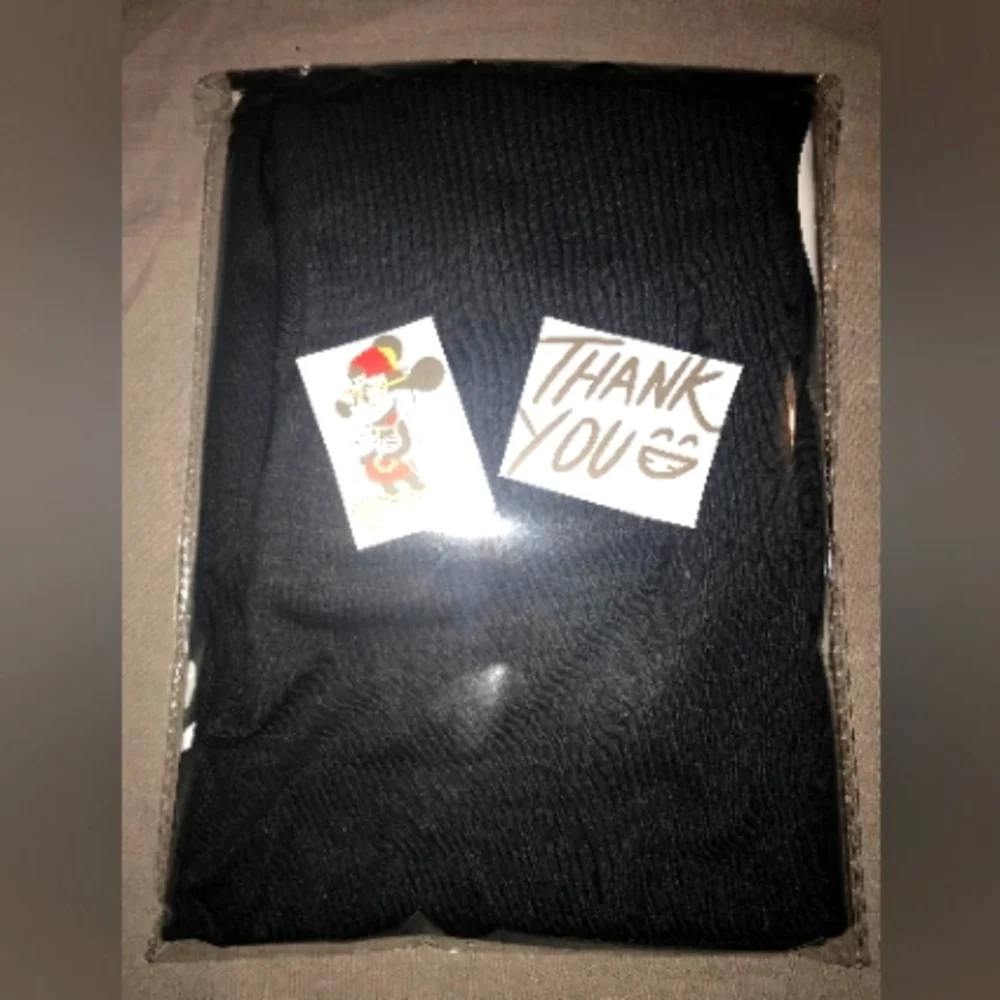 Mickey Mouse Graphic T-Shirt - Picture 4 of 4